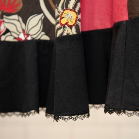 Hand Crafted Canadian made Kollontai dress. Sz M - Picture 3 of 4